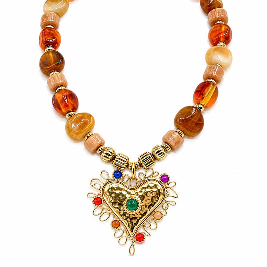Collar Corazón Beige Colores