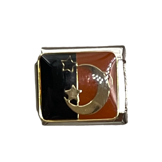 CHARM Luna y Estrella con fondo de dos colores