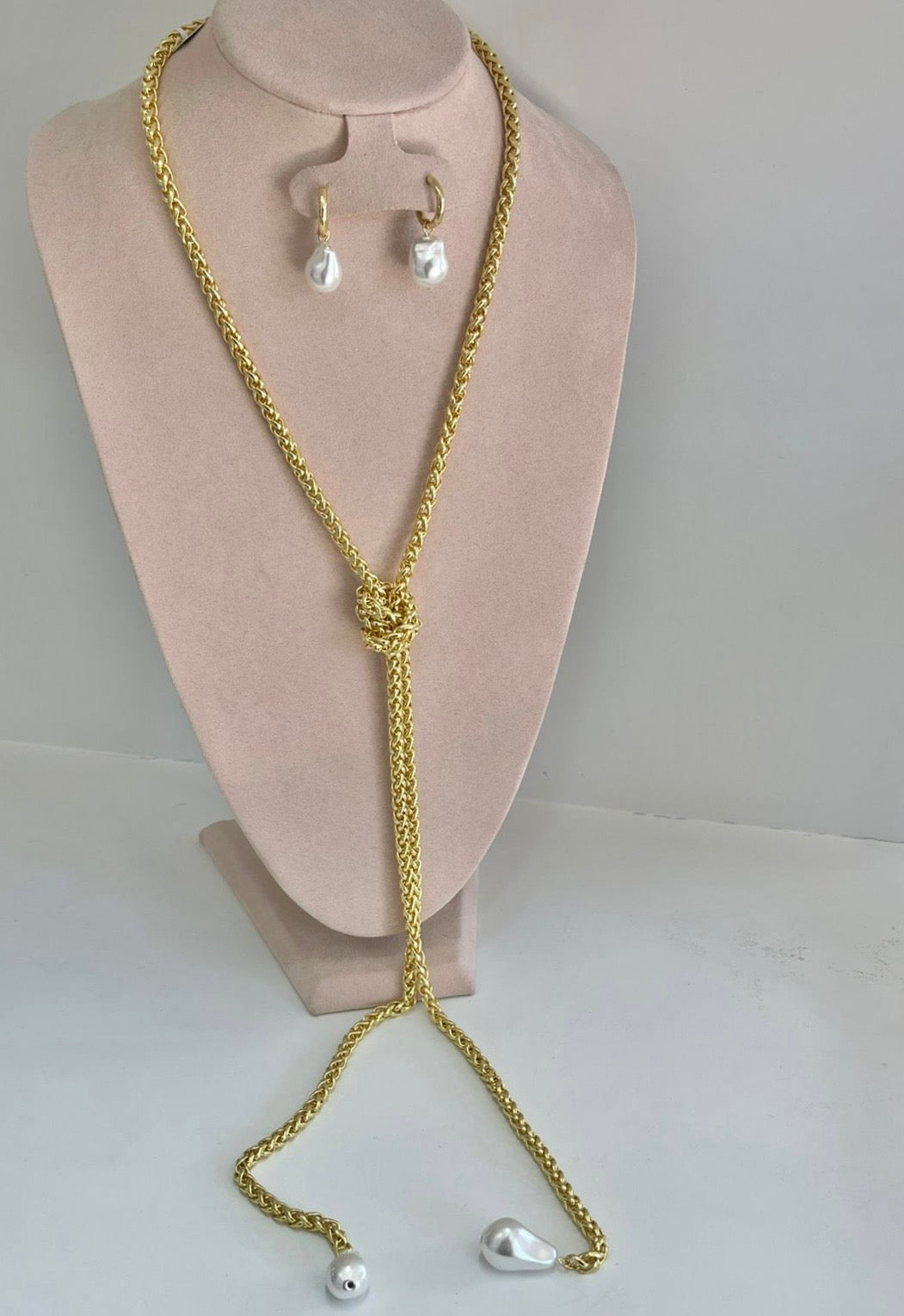 Collar Largo Nudo Perlas