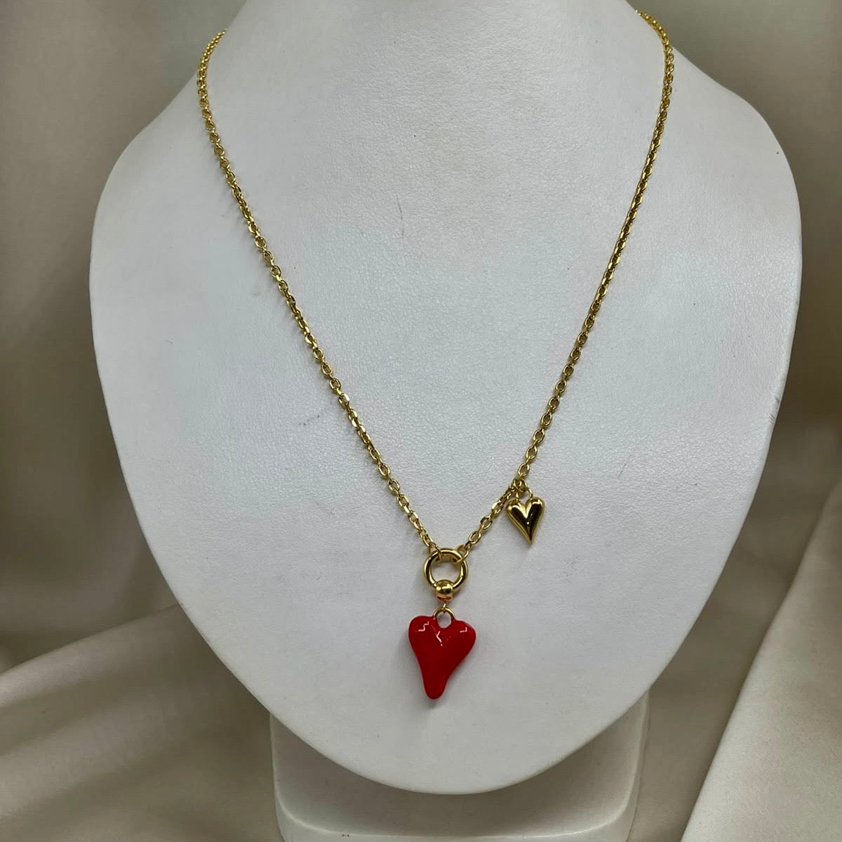Dije Corazón Doble rojo