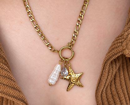 Collar Broche y dijes Estrella de Mar y Perla.