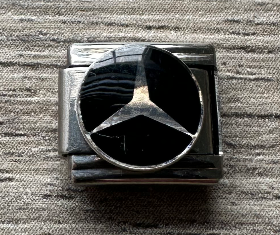 Charm Mercedes Benz