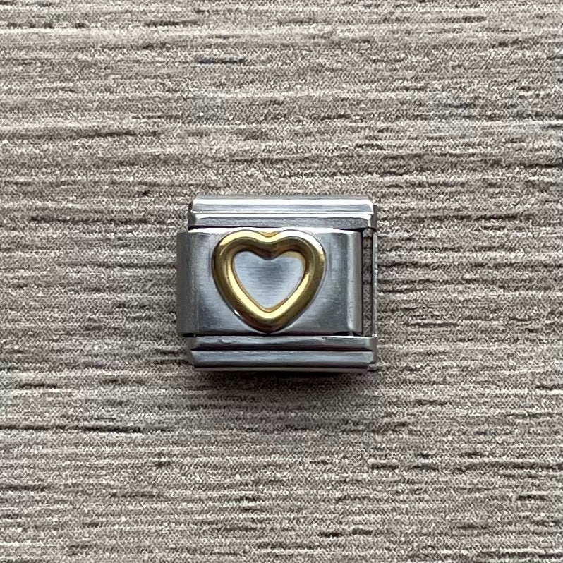 CHARM Corazón Silueta