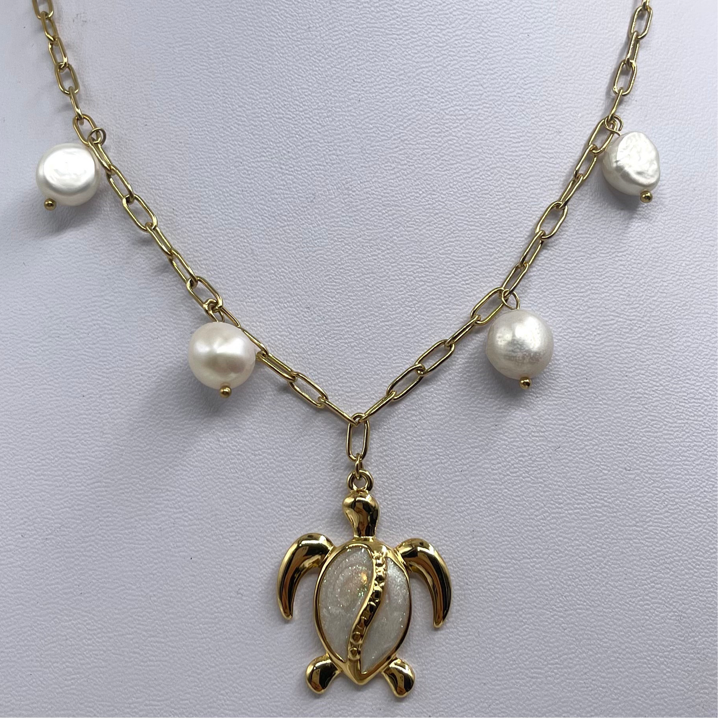 Cadena Tortuga de Mar y Perla