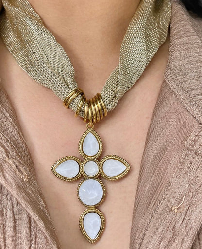 Collar Malla Cruz