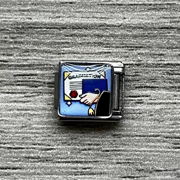 CHARM Título de Graduado 🎓