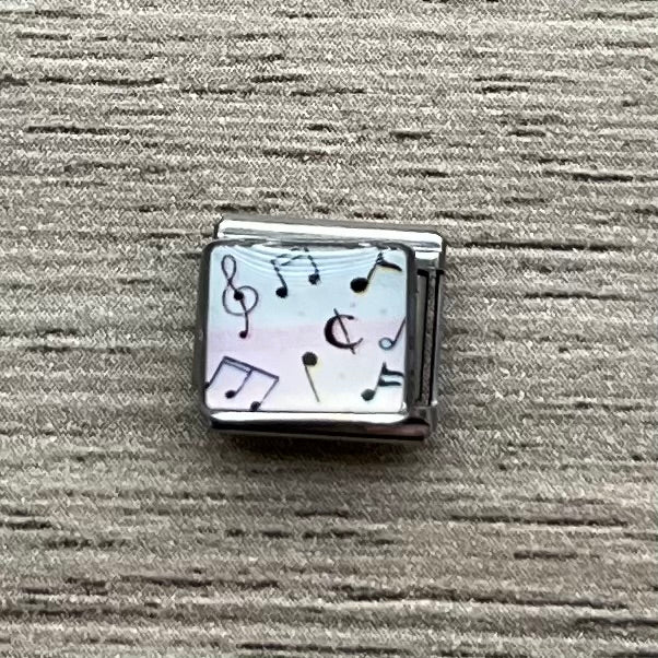 CHARM Notas musicales 🎶