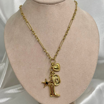 Collar Botas y Sombrero