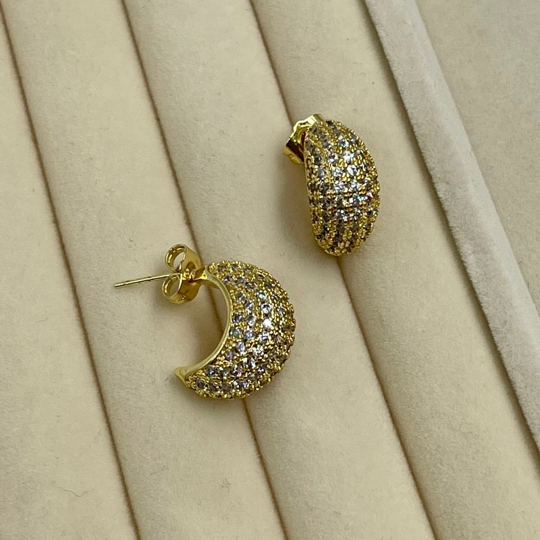 Aretes Media Luna Pave