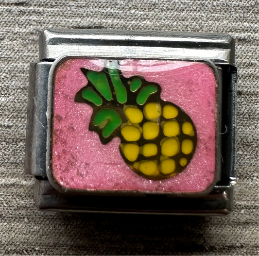 Charm piña