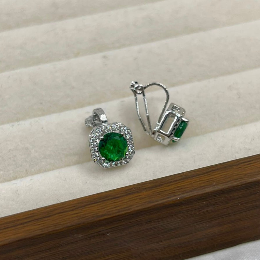 Aretes Clip Zirconia Plateado