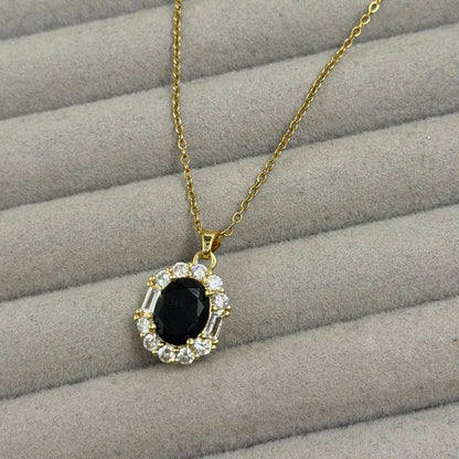 Collar Óvalo Zirconia en Dorado