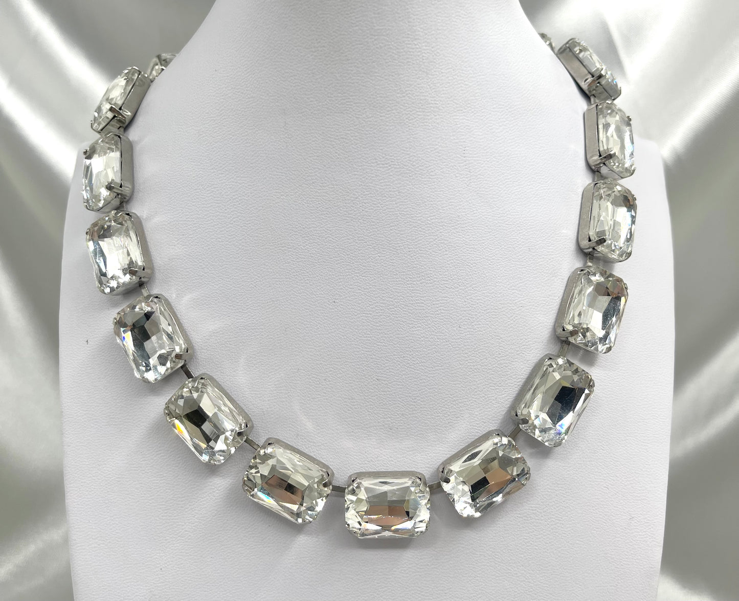 Collar piedras cuadro