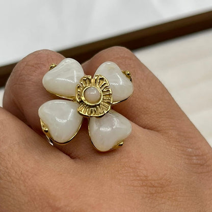 Anillo flor