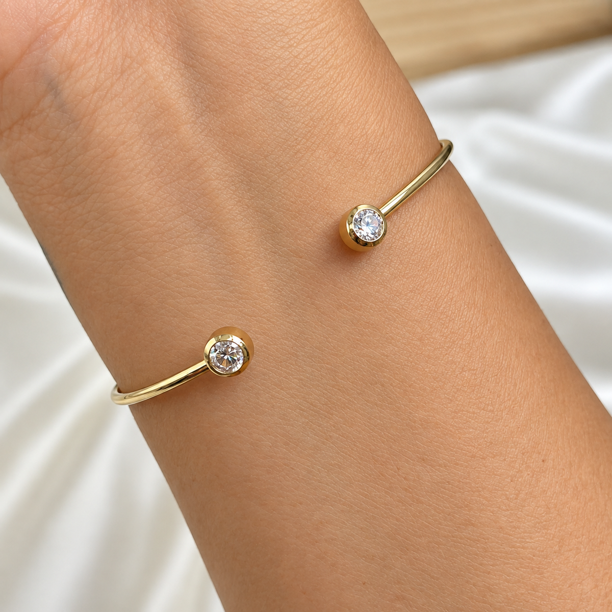 Brazalete Liso 2 Zirconias