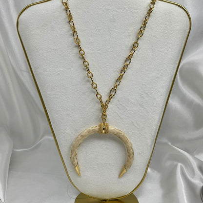 Collar Colmillo