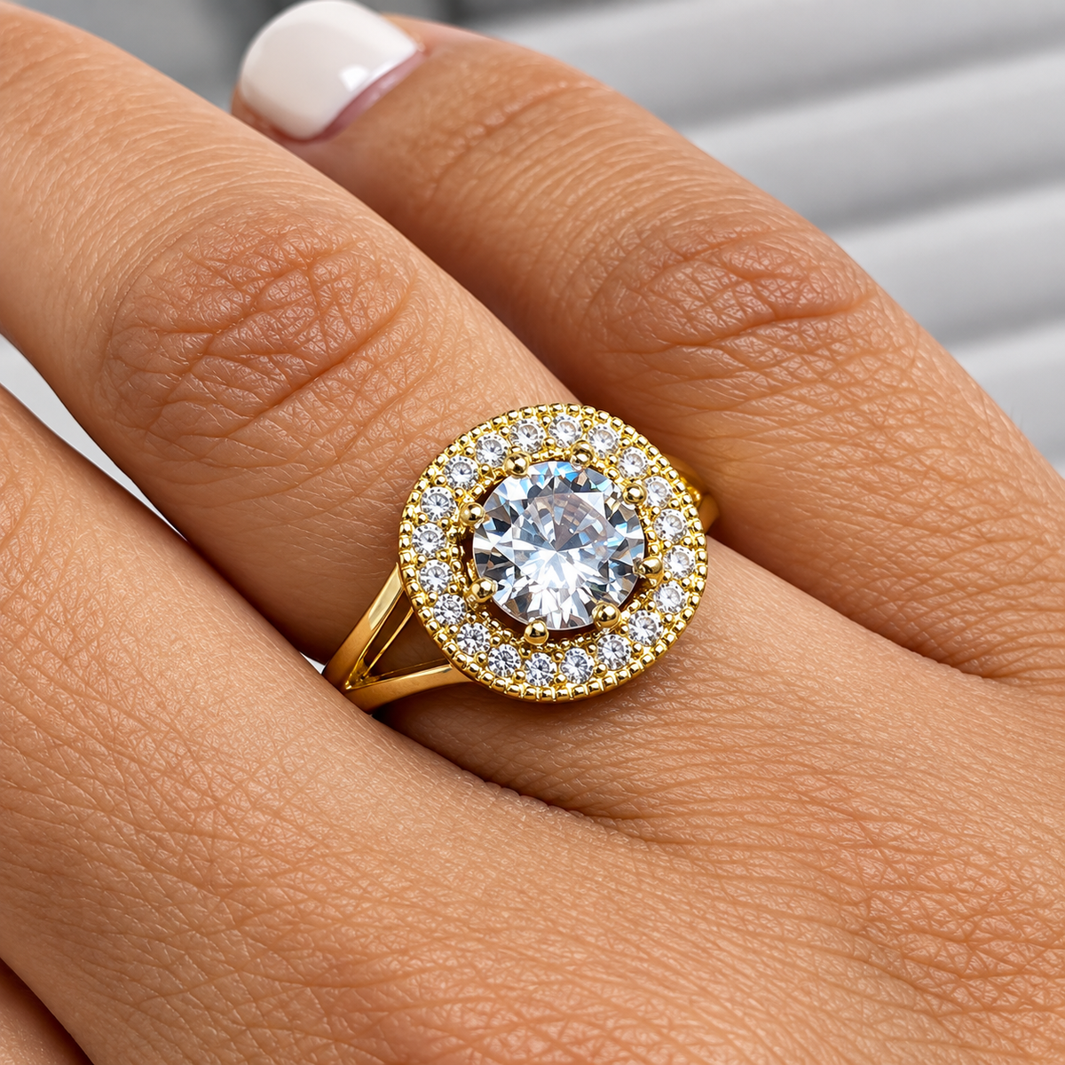 Anillo Halo Zirconia