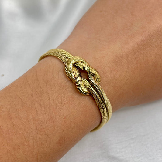 Pulsera nudo worm