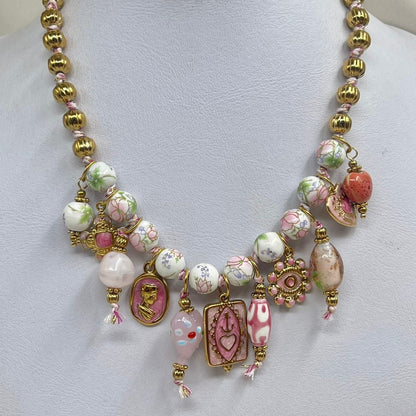 Collar Artesanal con Dijes