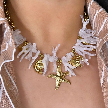 Collar Coral con dijes Mar
