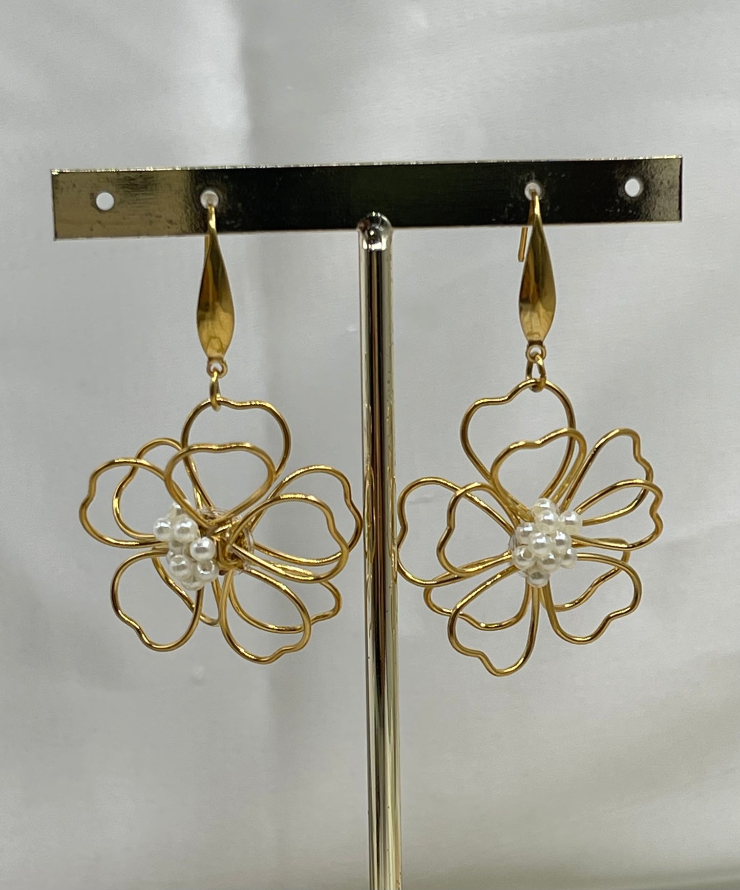 Aretes Flor Alambre
