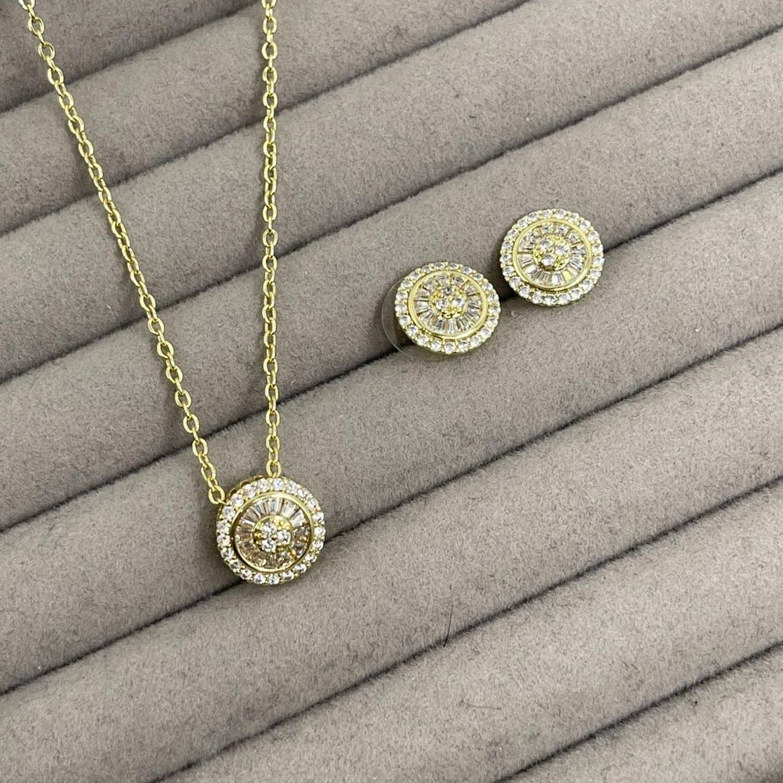 Aretes Rueda Zirconia