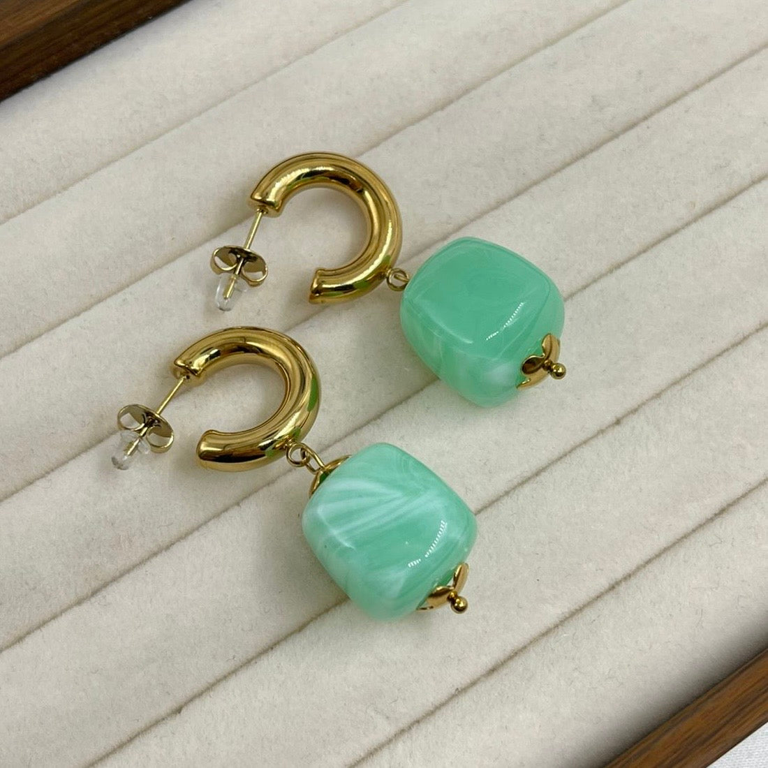 Aretes Bola