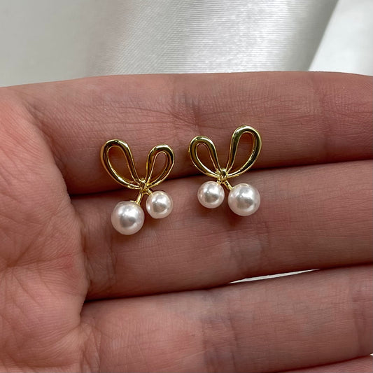 Aretes poste perla