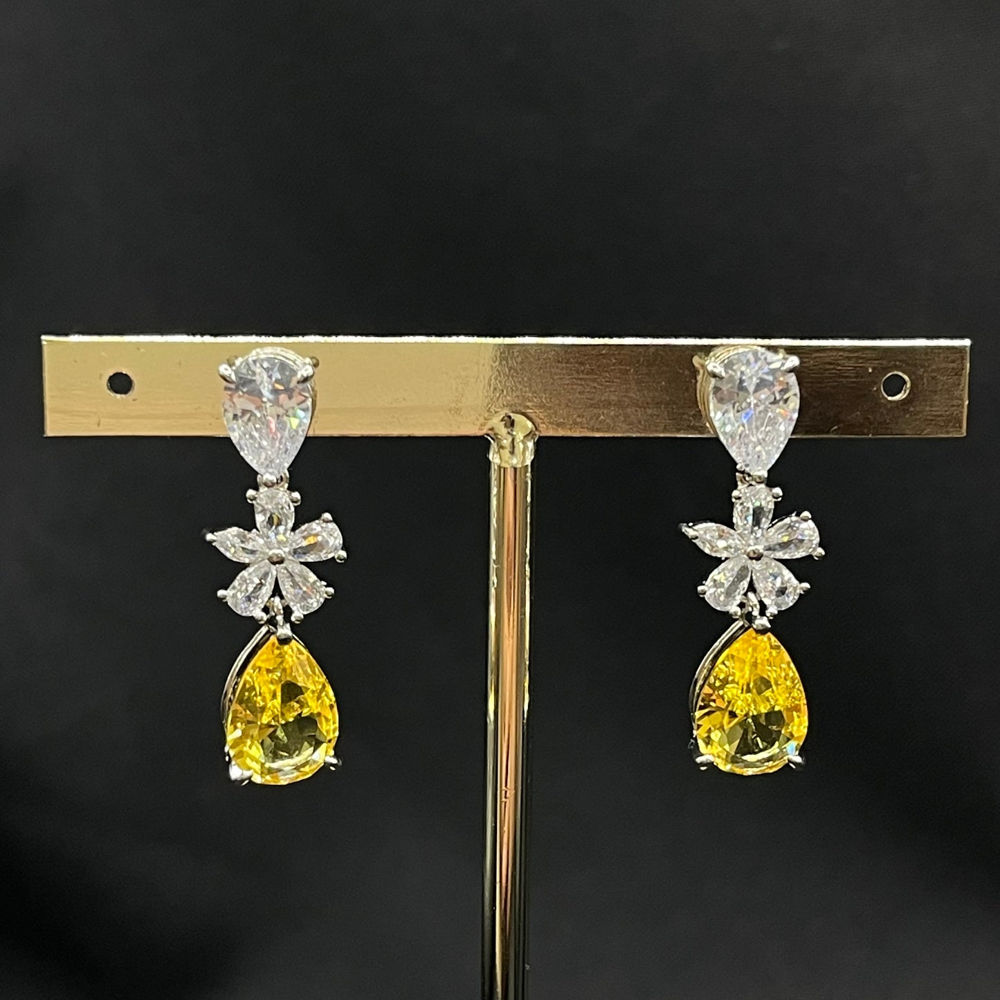 Aretes gota citrina