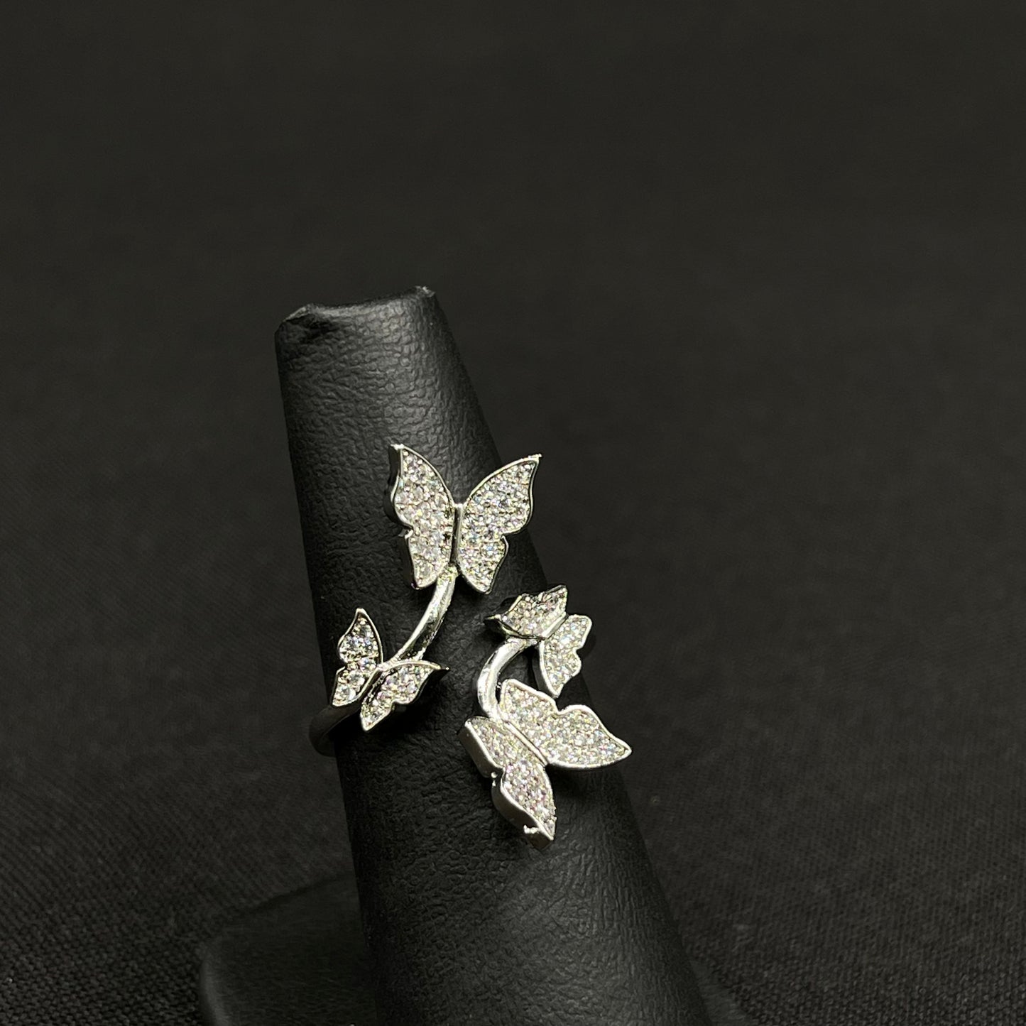 Anillo cuatro mariposas